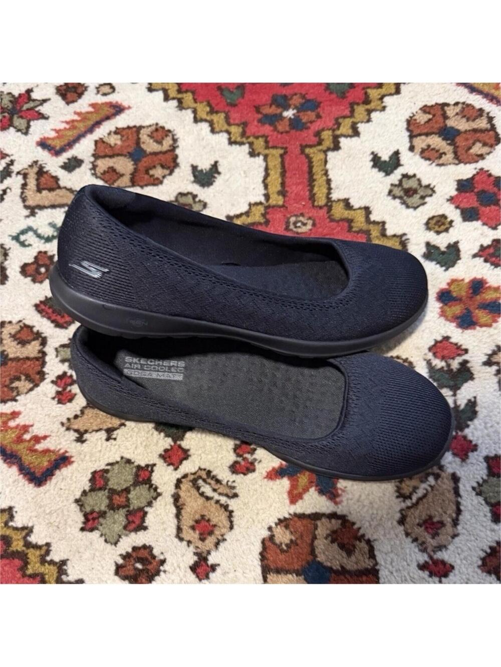 SKECHERS GOwalk Women's Black Knit Slip-On Comfort Ballet Flats Size 9.5